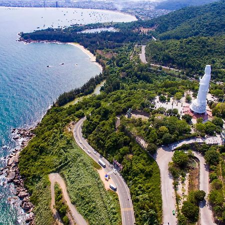 Отель Voco Ma Belle Danang By Ihg Экстерьер фото