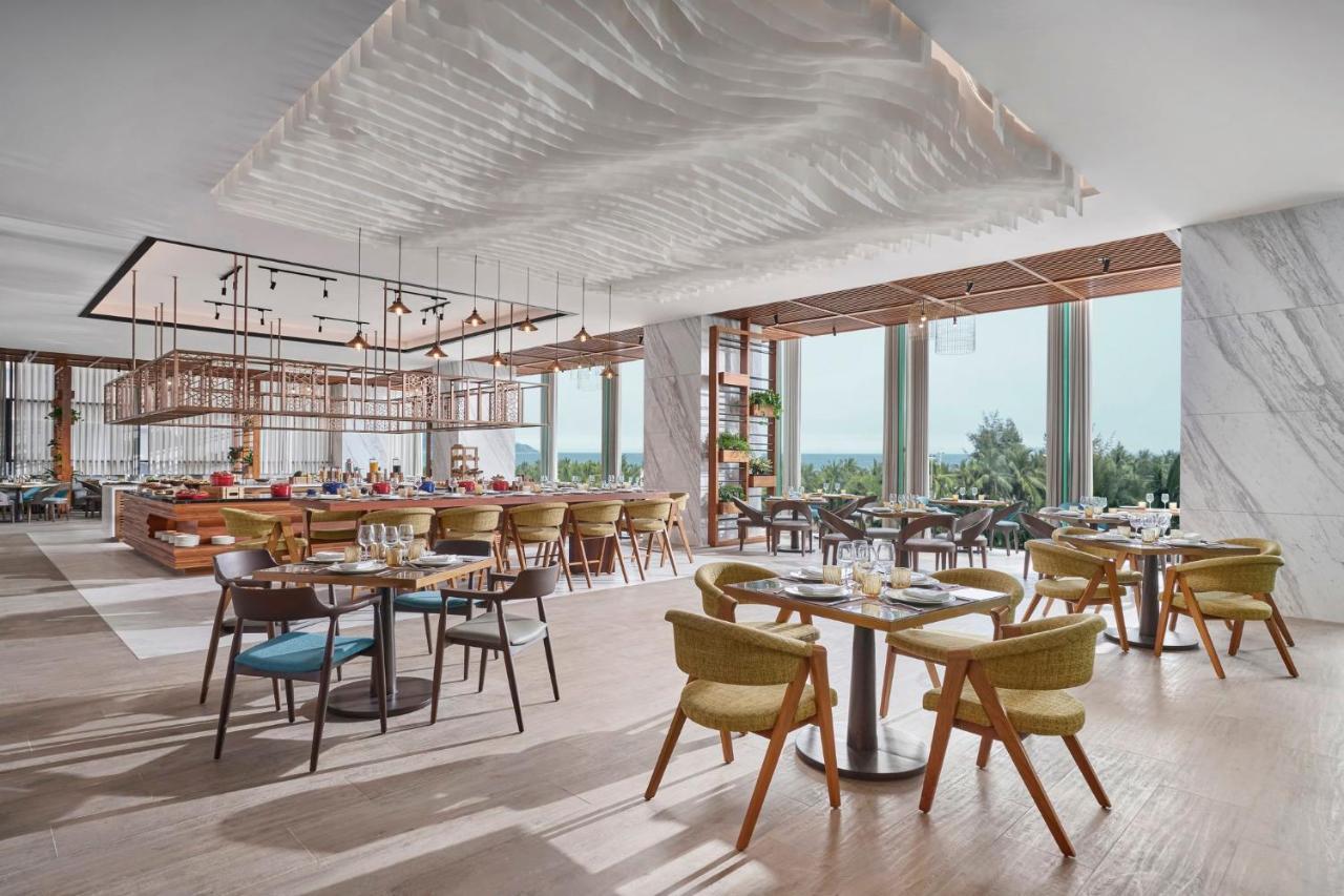 Отель Voco Ma Belle Danang By Ihg Экстерьер фото