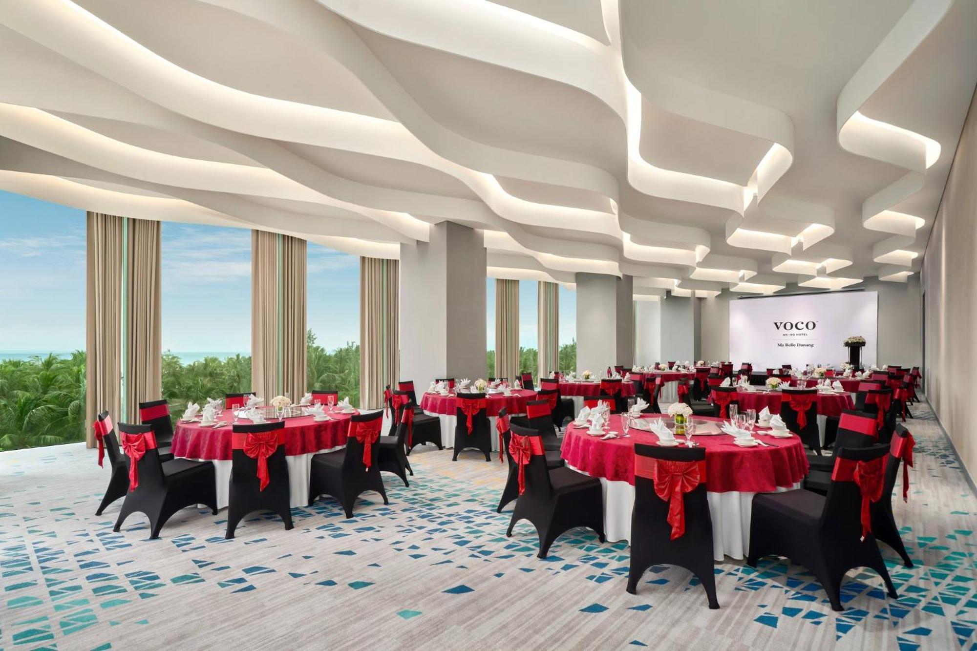 Отель Voco Ma Belle Danang By Ihg Экстерьер фото